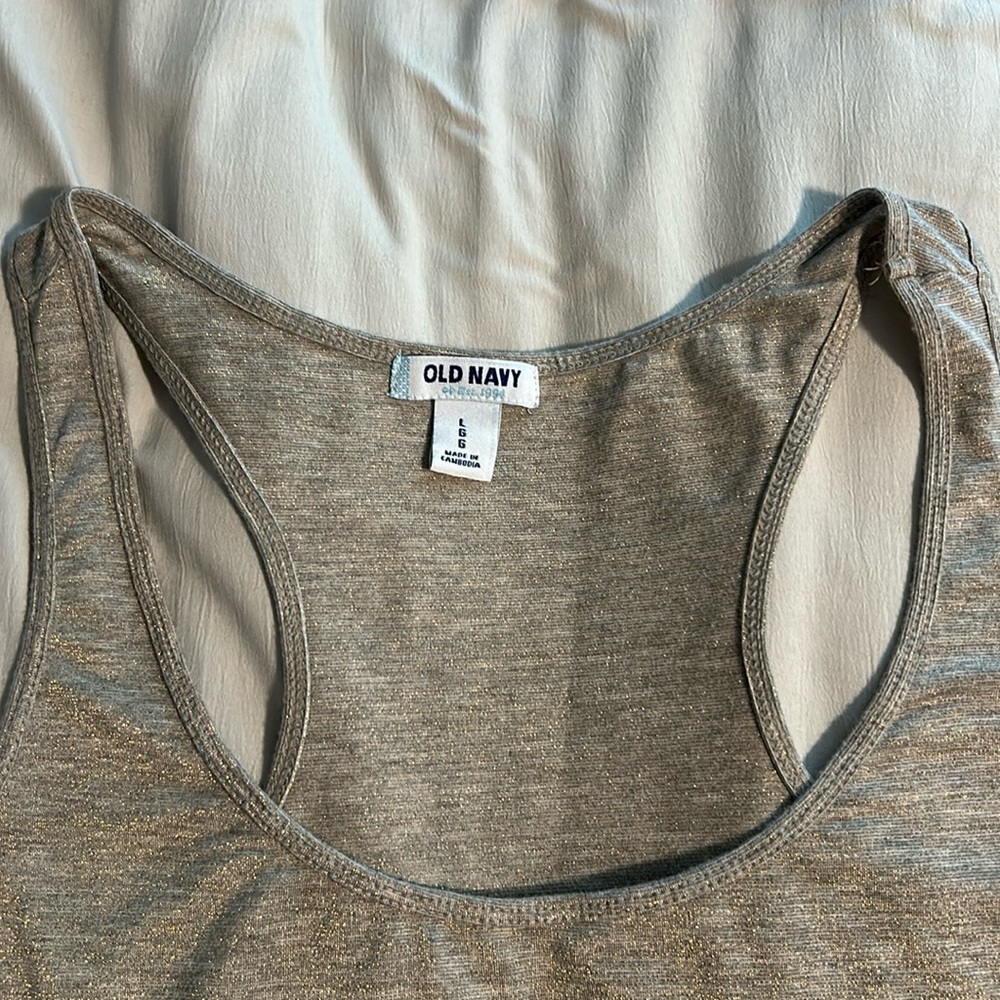 Old Navy Tank Top Women’s Size L Gold Shimmer Metallic - Picture 2 of 3